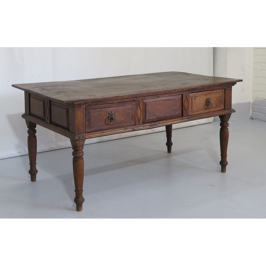 LARGE OAK TWO-DRAWER TABLE
