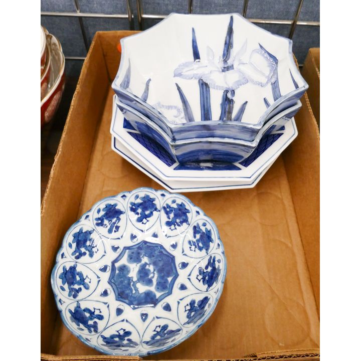 Box 5pc Japanese B&W Porcelain Bowls