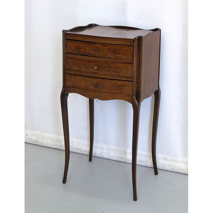 19TH CENTURY FRENCH MARQUETRY WALNUT THREE-DRAWER PEDESTAL