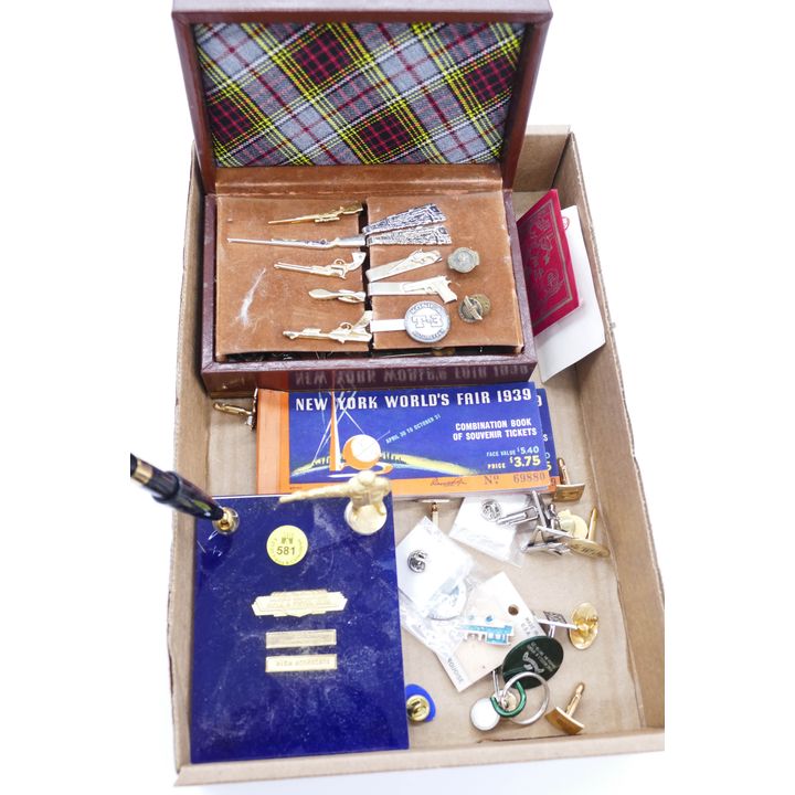 Box Vintage Boeing Pins & Mens Jewelry