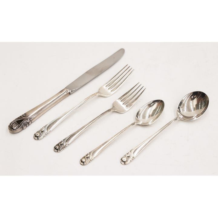 104pc International Spring Glory Sterling Flatware