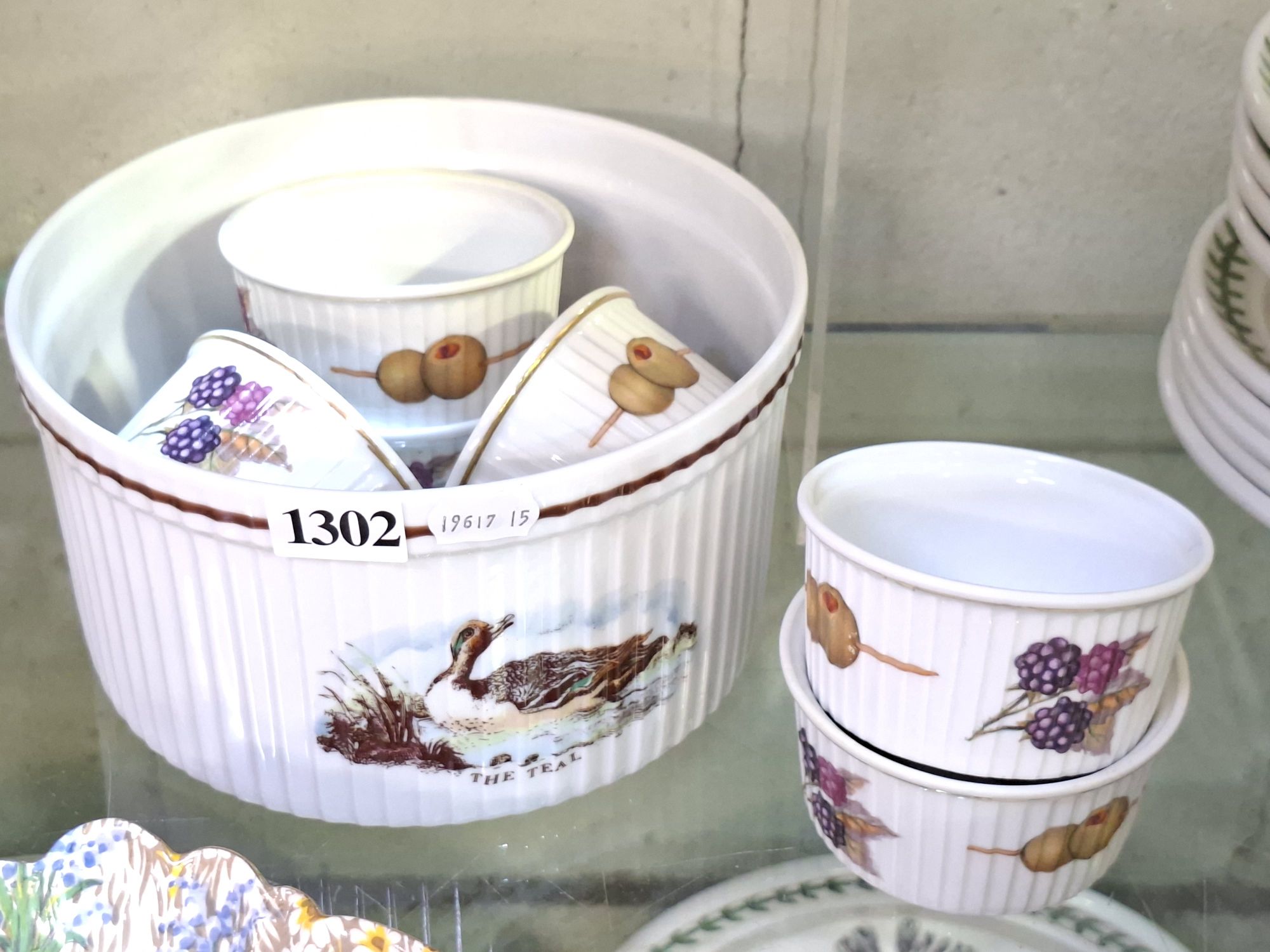 1302 · ROYAL WORCESTER RAMEKINS AND SOUFFLE DISH