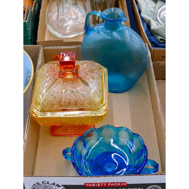 Box Mid Century Colored Glass 3pc