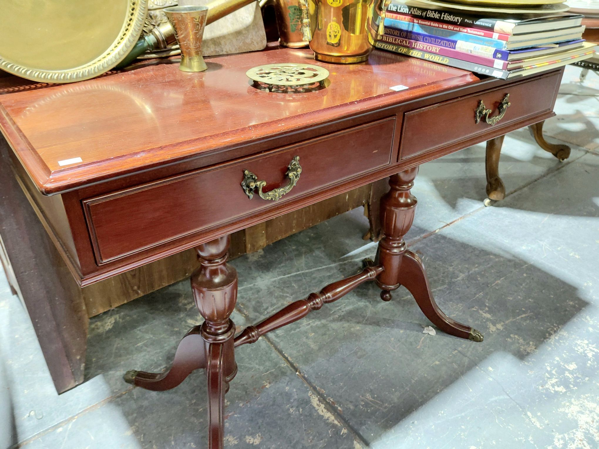 208 · QUEEN ANNE STYLE HALL TABLE
