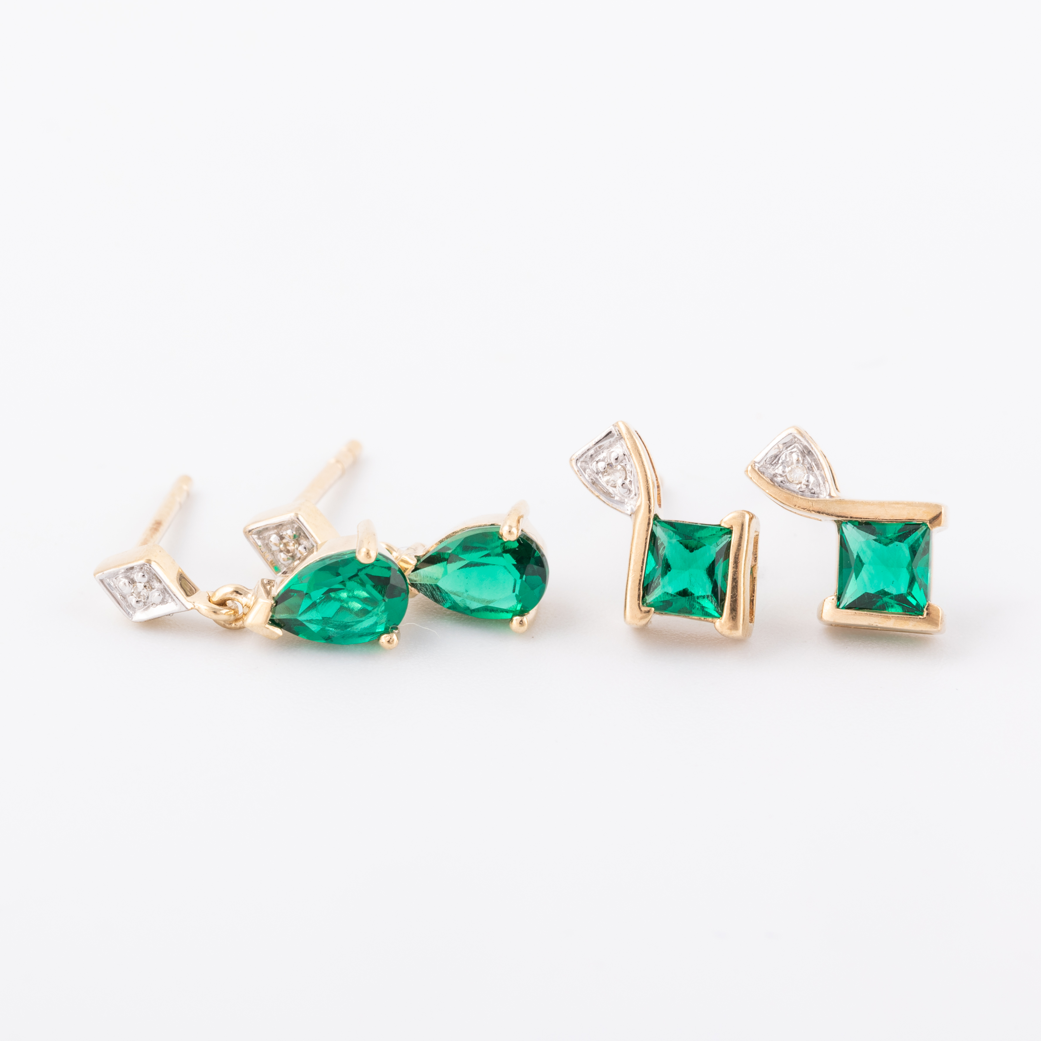 Two Pairs of 9ct Gold Earrings