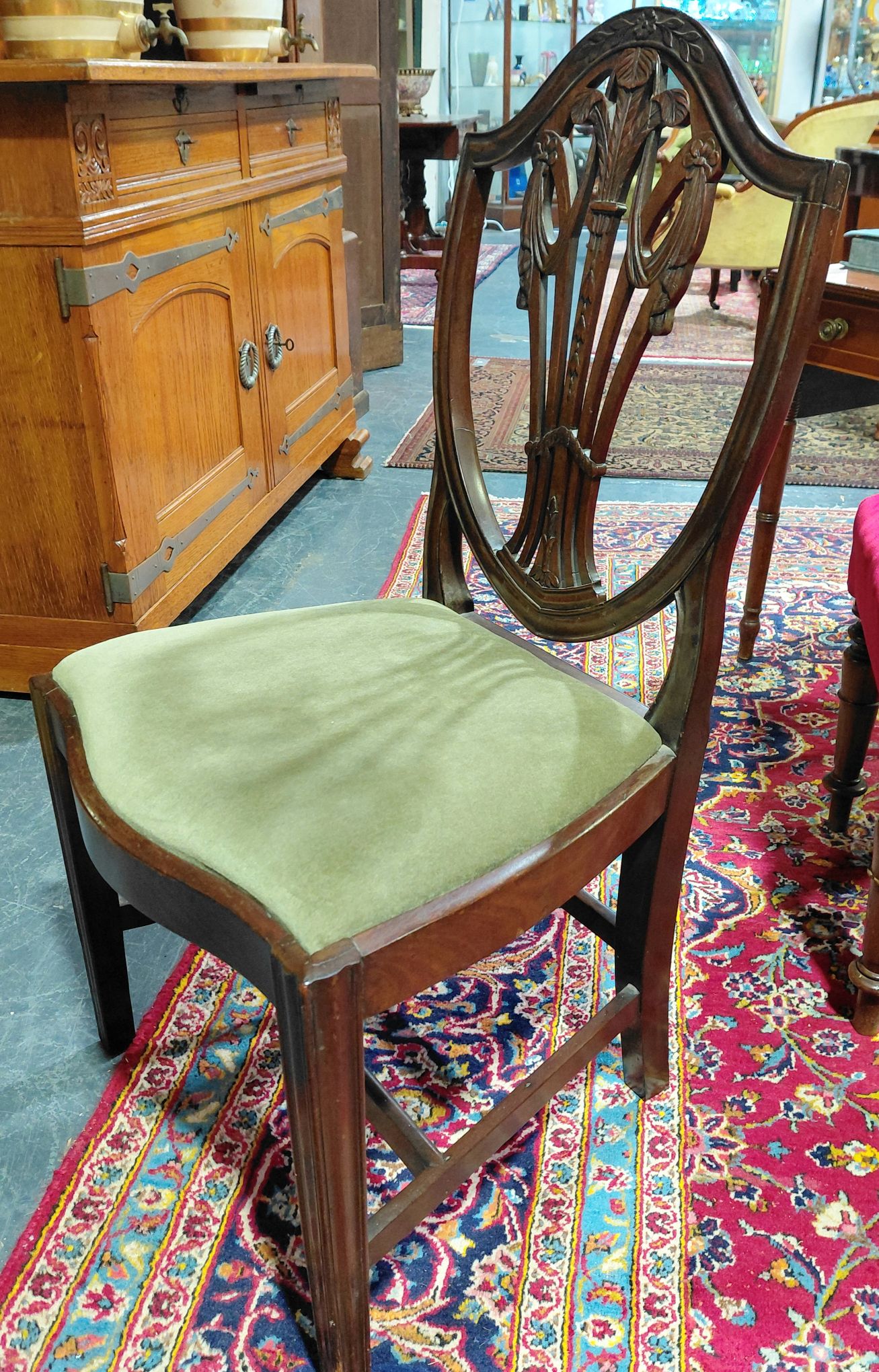 658 · HEPPLEWHITE HALLWAY CHAIR