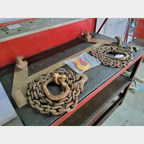 Assorted lifting chain & components with small spreader bar & new Yoke lifting hook