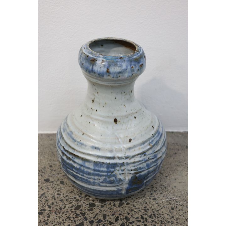 Len Castle - Gourd form vase