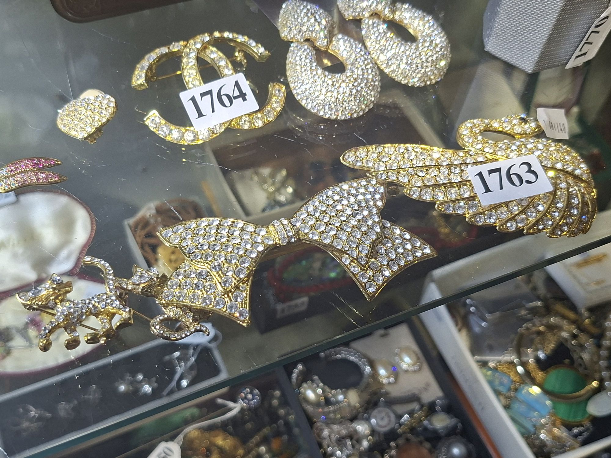 Costume Jewellery Brooches