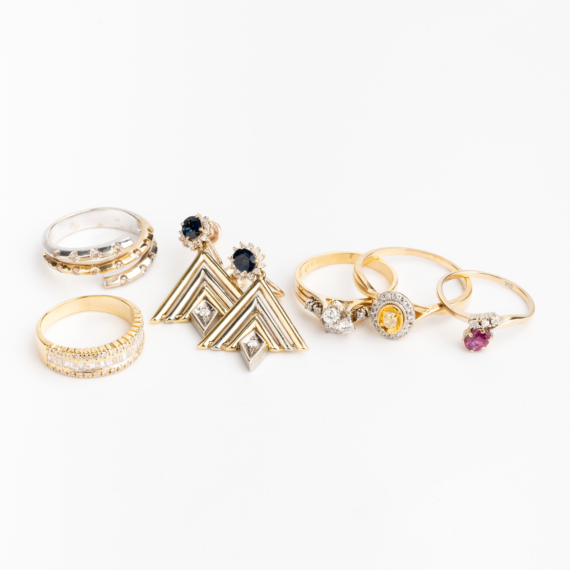 23 · Gold Diamond & Gemstone Rings & Earrings