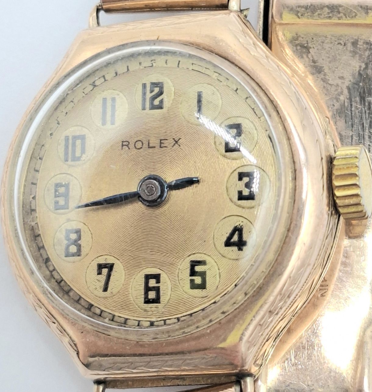 ANTIQUE 9CT ROLEX WRIST WATCH