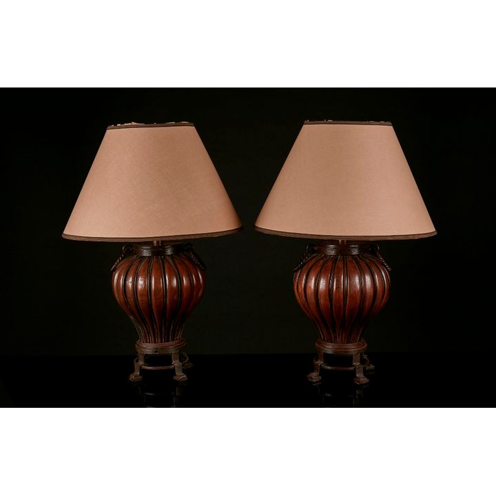 Paire de lampes balustres en bois et métal