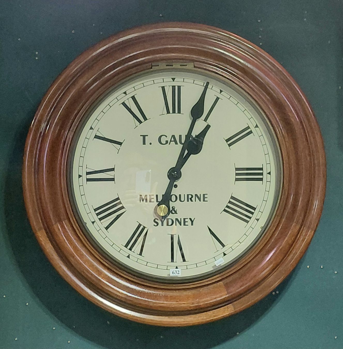 632 · MASSIVE RAILWAY CLOCK