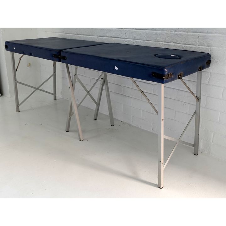 FOLDING MASSAGE BED WITH TRAVEL BAG