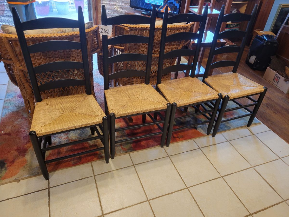 4 Black Woven Bottom Chairs Midwest Auctions, LLC