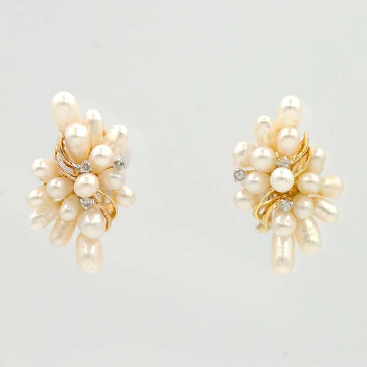 Aretes con perlas de rio