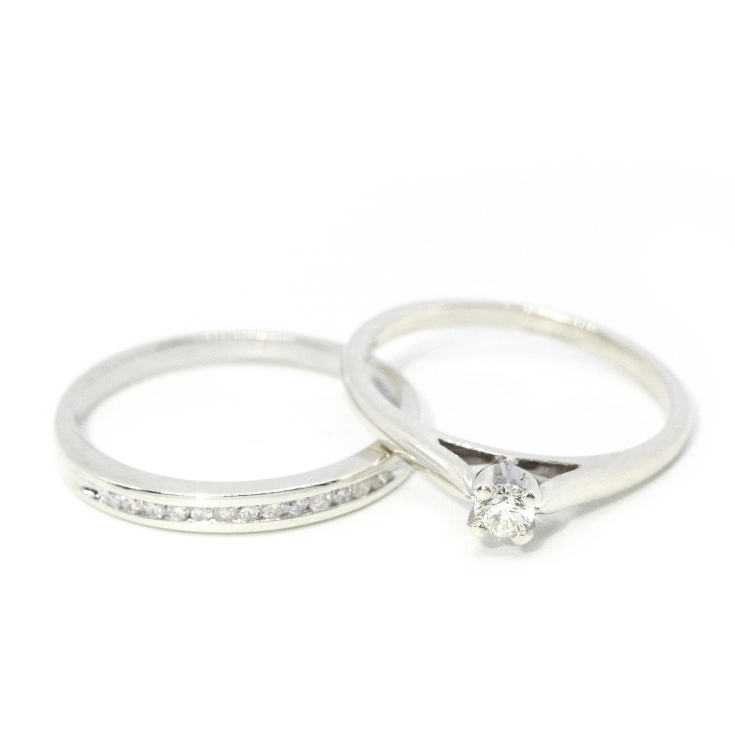 211 · Two 9ct Gold Diamond Rings