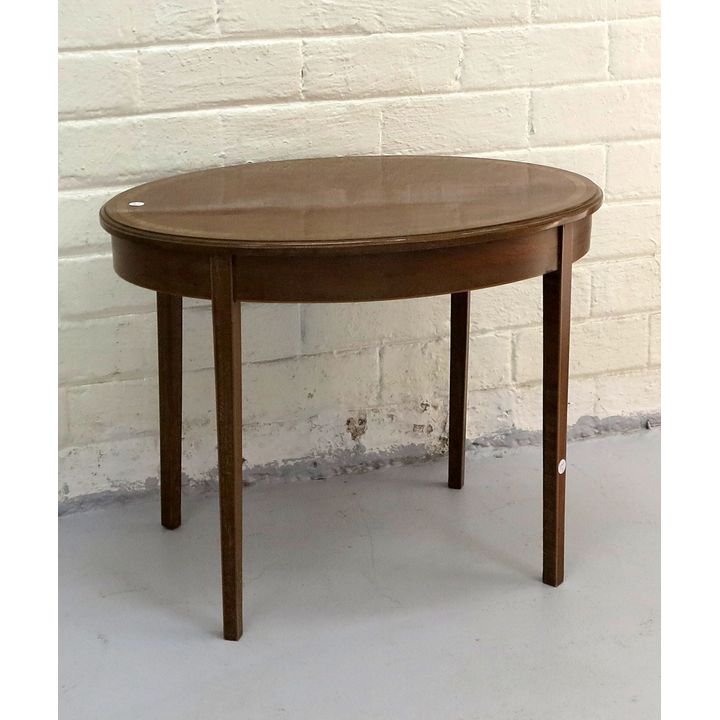 MAHOGANY OCCASIONAL TABLE