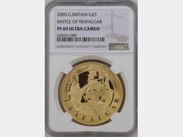 2005 ELIZABETH II 'TRAFALGAR' PROOF GOLD 5 POUND COIN PF69 ULTRA CAMEO