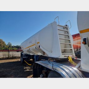 2002 HPC STEEL ENGINEERING BRIDGER UNIT D/AXLE INTERLINK FUEL TANKER TRAILER (WITH GO HAWK AXLE) FOLLOWER