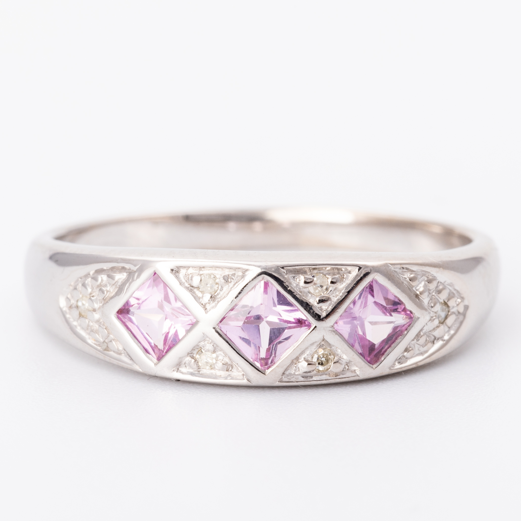 152 · Amethyst & Diamond Ring 9ct Gold