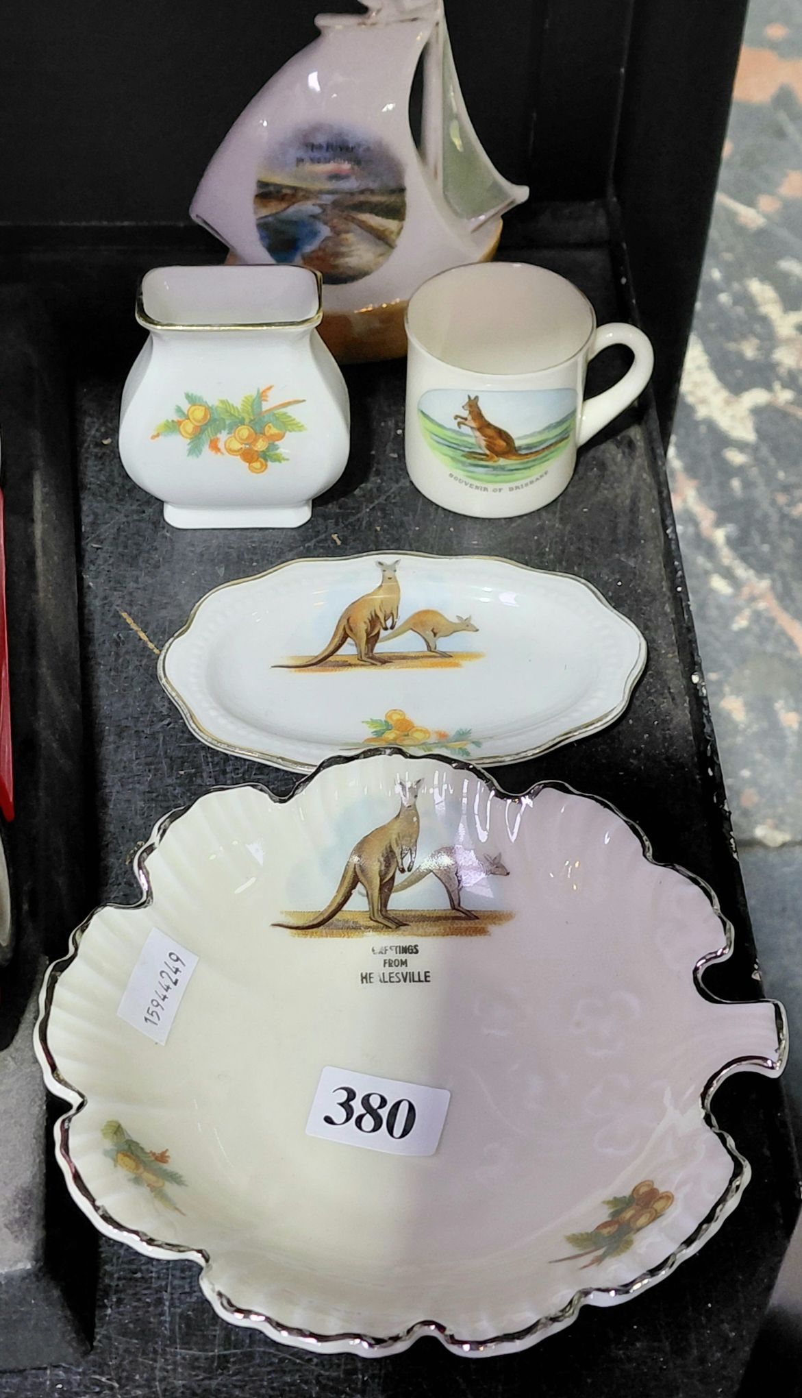 380 · AUSTRALIAN SOUVENIR WARES