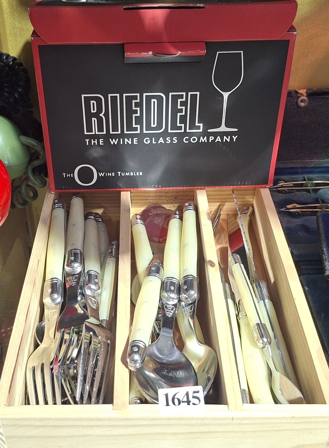 Laguiole Cutlery & Riedel Glasses