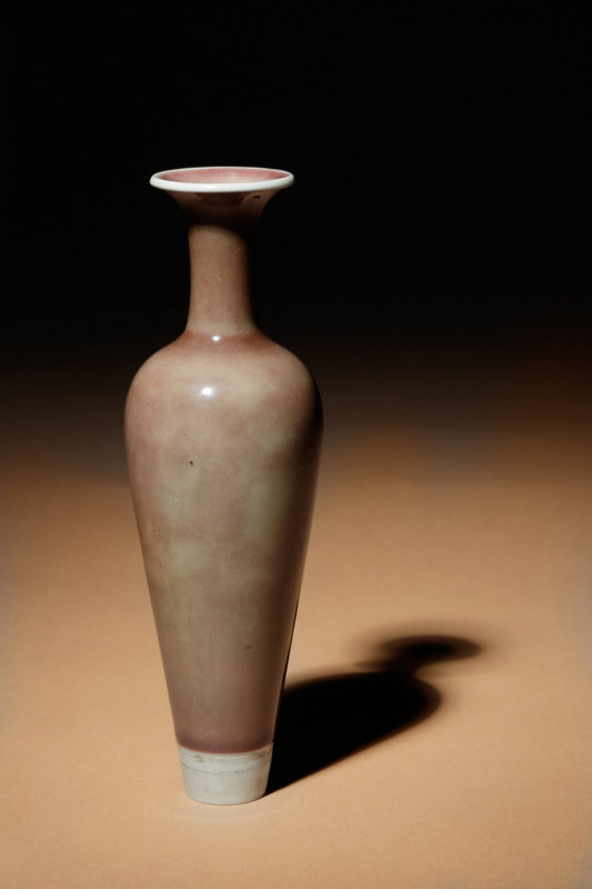 A Peachbloom Glazed Porcelain 'Willow Leaf' Amphora Vase, Liuyezun
Height of vase 6 5/8 in., 16.8 cm. 