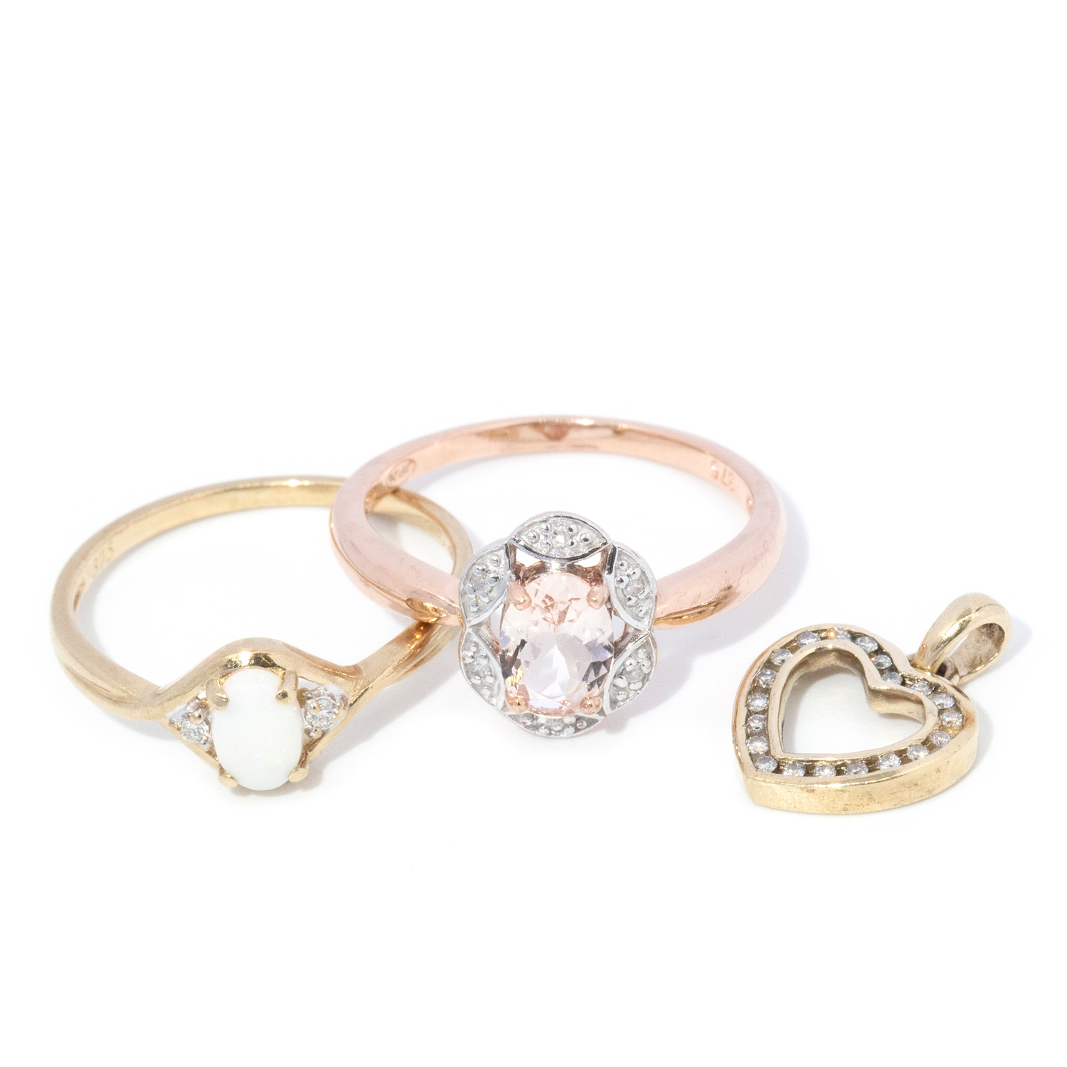 Assorted 9 carat gold Jewellery Items