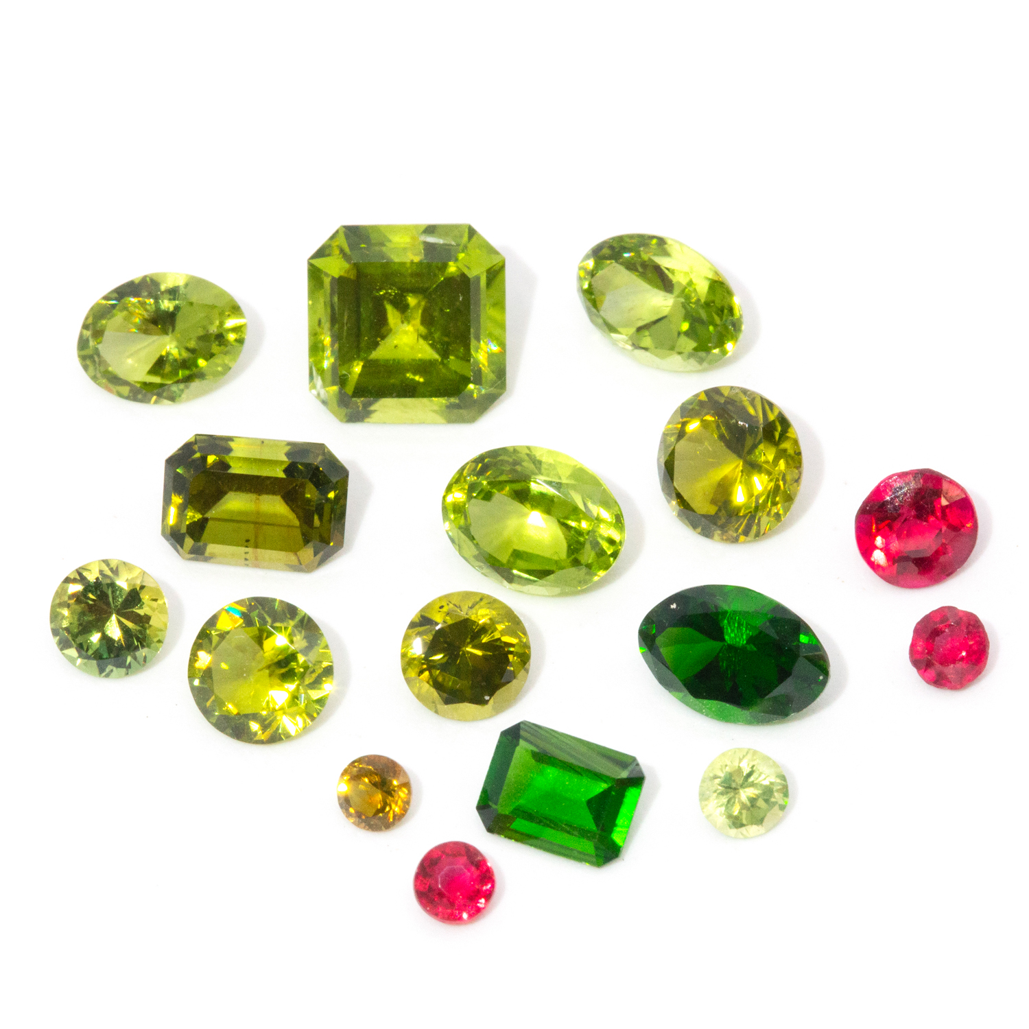 12 · Mixed Lot of Faceted Gemstones