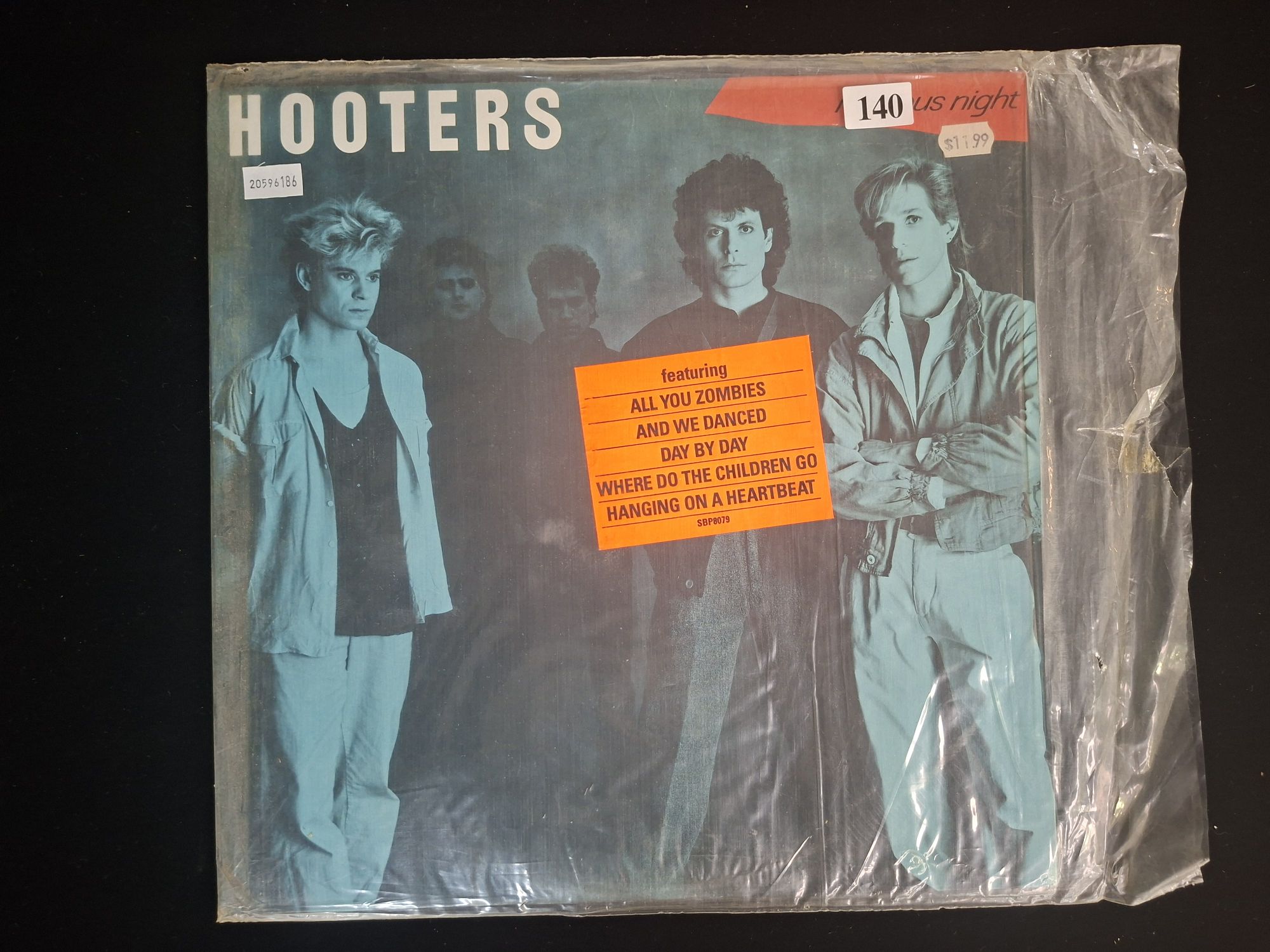 Hooters