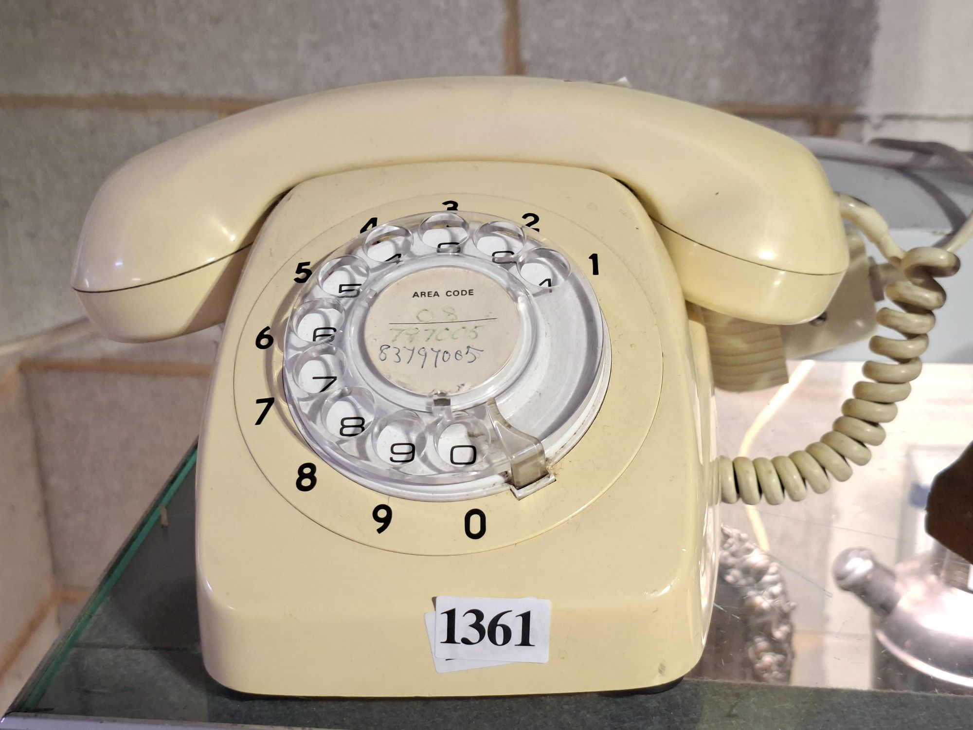 1361 · VINTAGE PMG DIAL PHONE