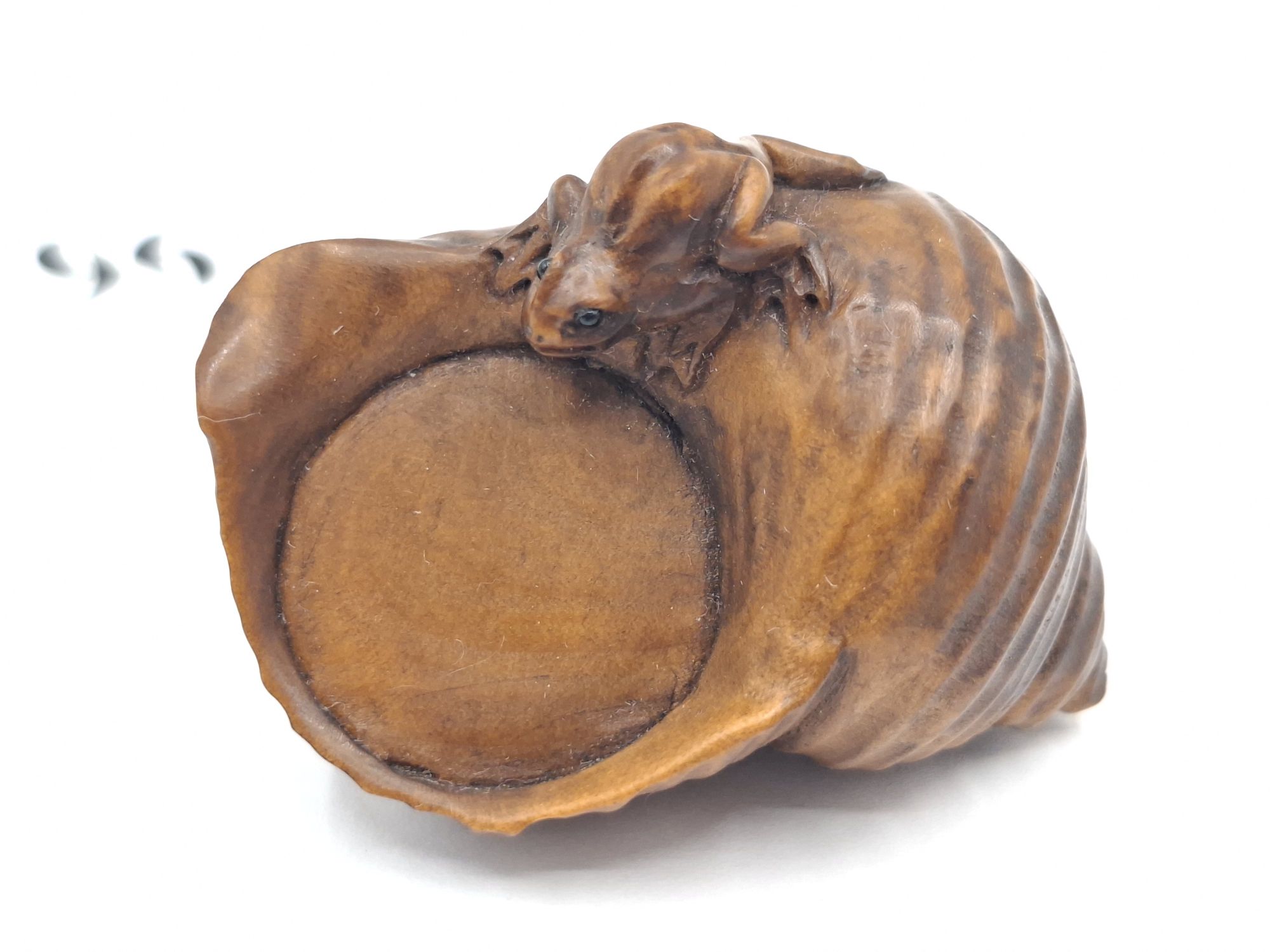 Japanese Carved Boxwood Netsuke