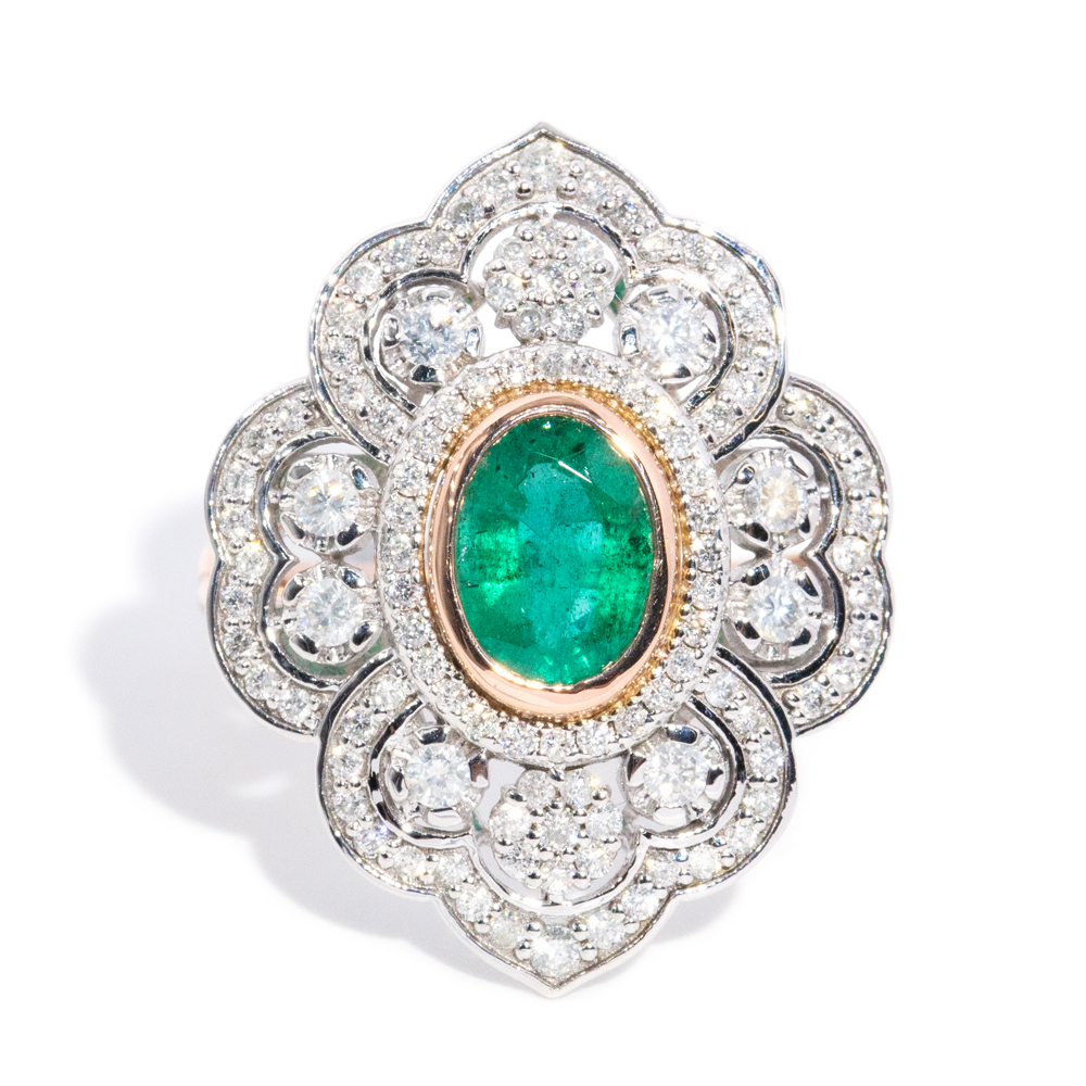 18 · 1.39 Carat Green Sapphire & Diamond Ring in 14ct Gold