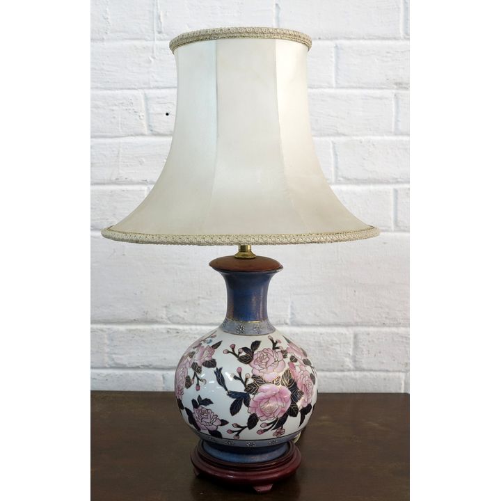 CERAMIC TABLE LAMP