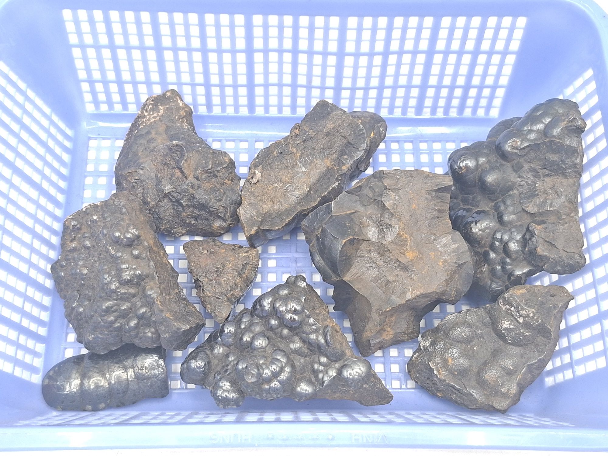148 · BOTRYOIDAL HEMATITE