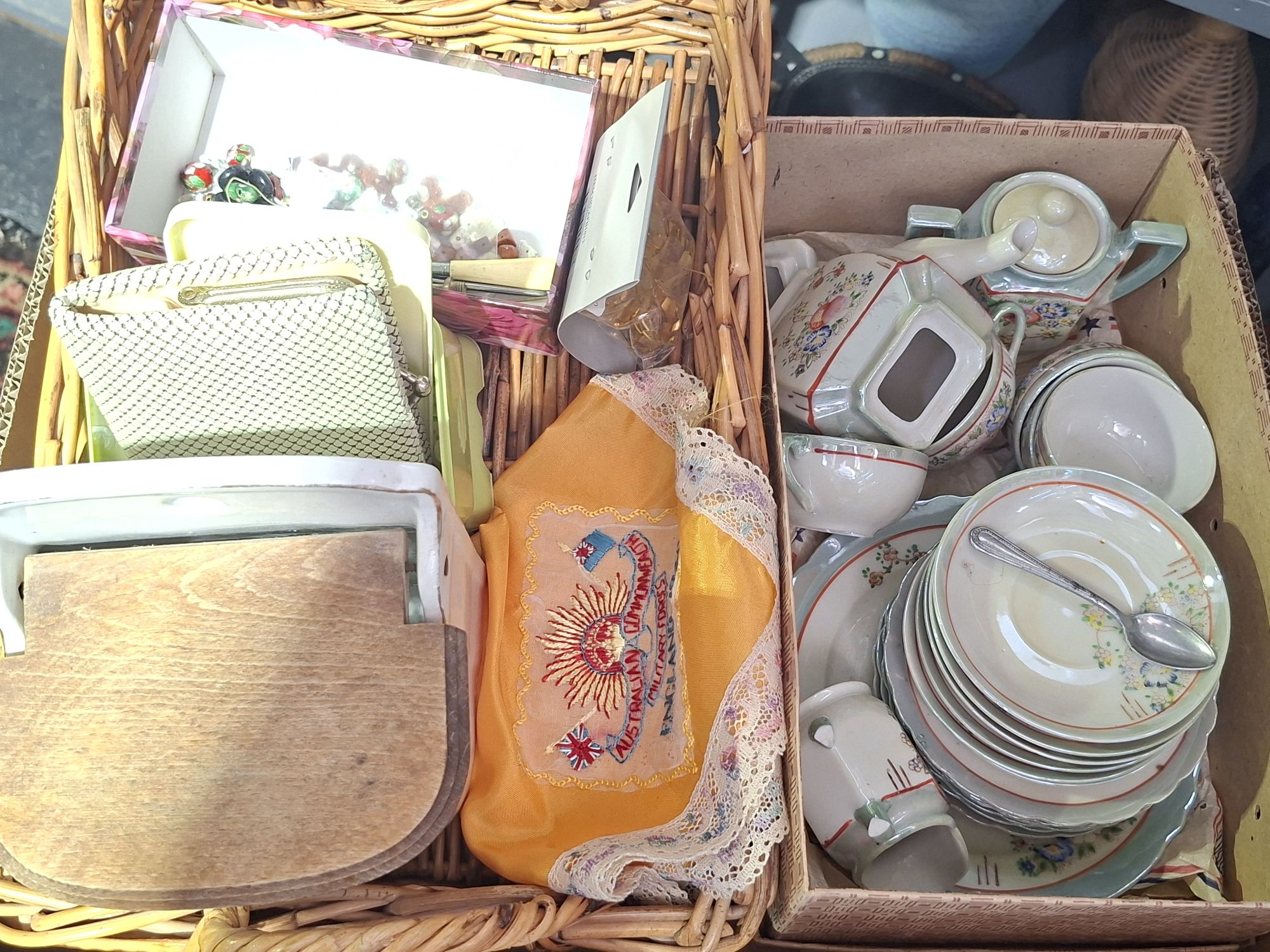 Vintage Ceramic Childs Teaset And Collectables