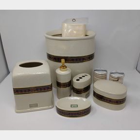 Croscill Porcelain Bathroom Set Ivory, Burgandy, Hunter Green