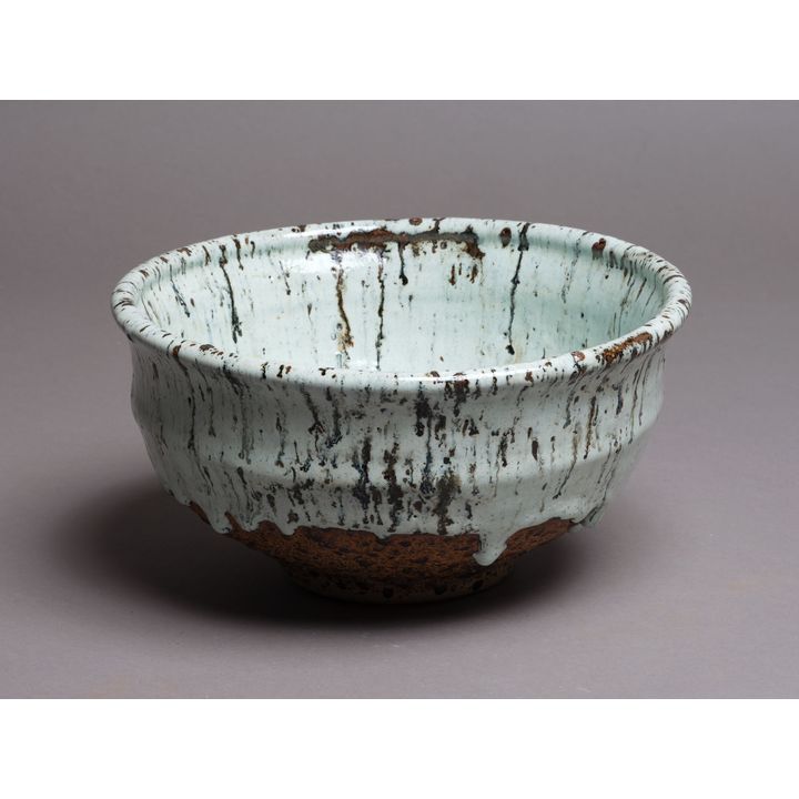 Len Castle - Large stoneware bowl