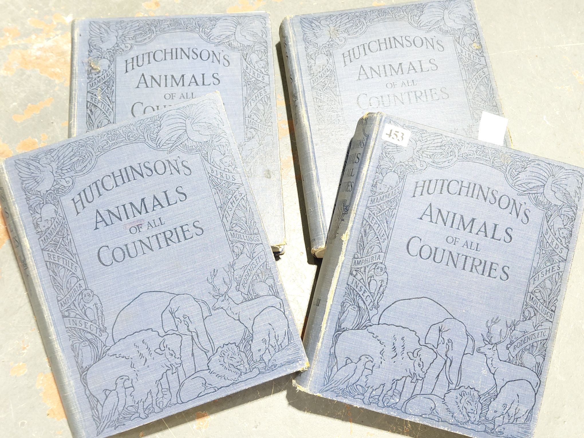 453 · HUTCHINSONS ANIMALS OF ALL COUNTRIES