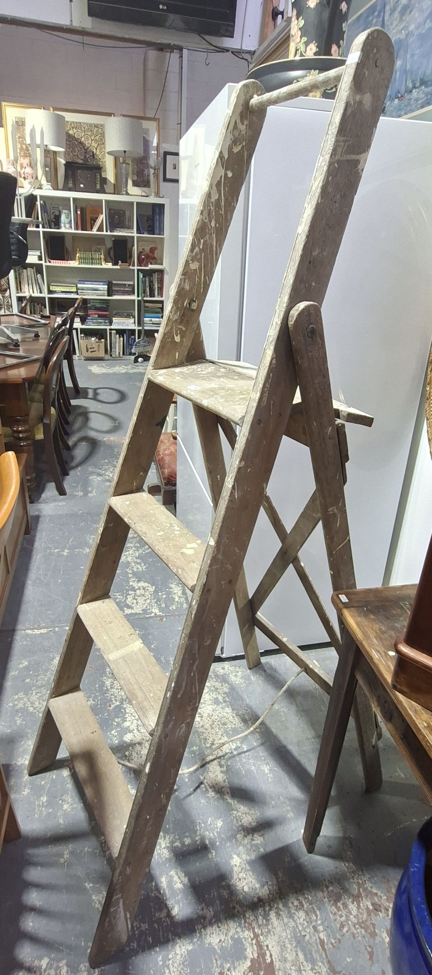 VINTAGE WOODEN LADDER