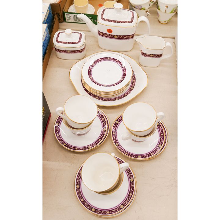 16pc Royal Doulton Minuet Porcelain Tea Set
