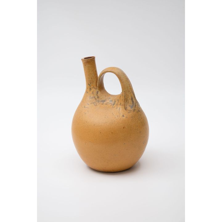 Len Castle - Ceremonial pourer