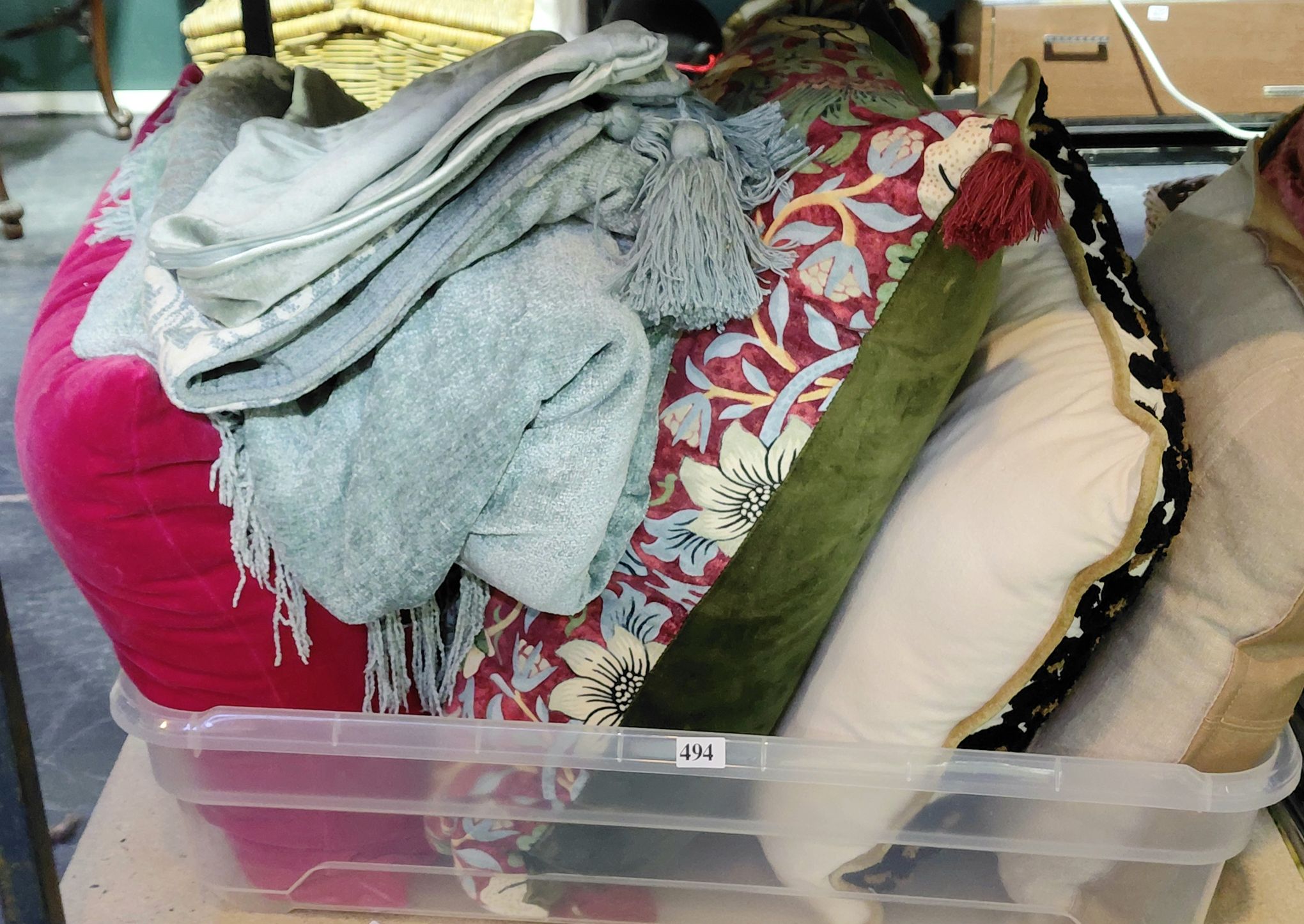 Modern Interior Cushions And Throw