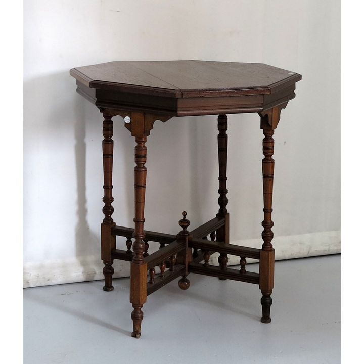 OCTAGONAL LAMP TABLE