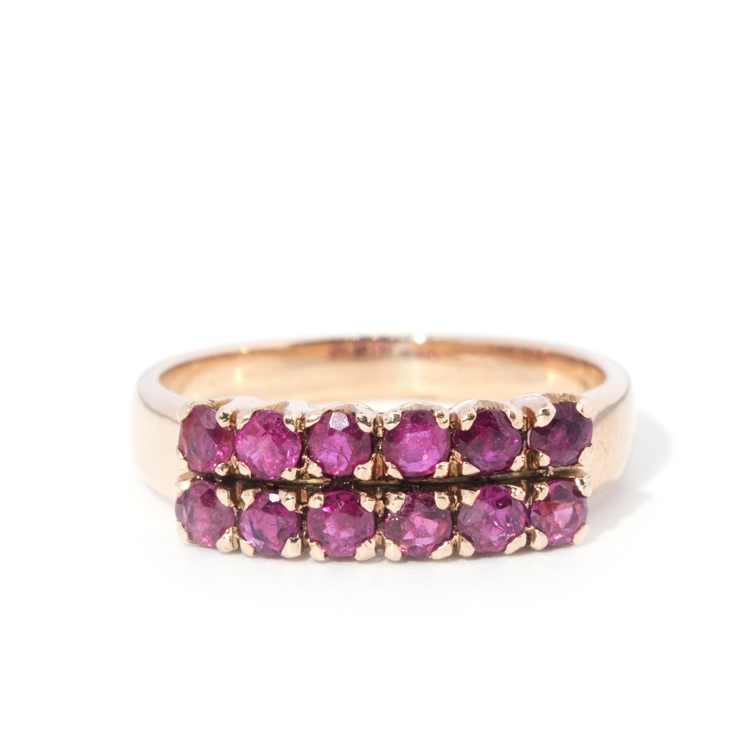 230 · 18ct Gold Ruby Ring