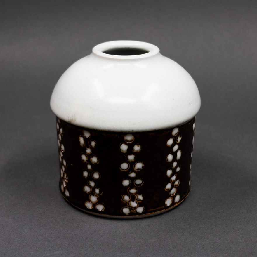 Graeme Storm - Domed cylinder vase