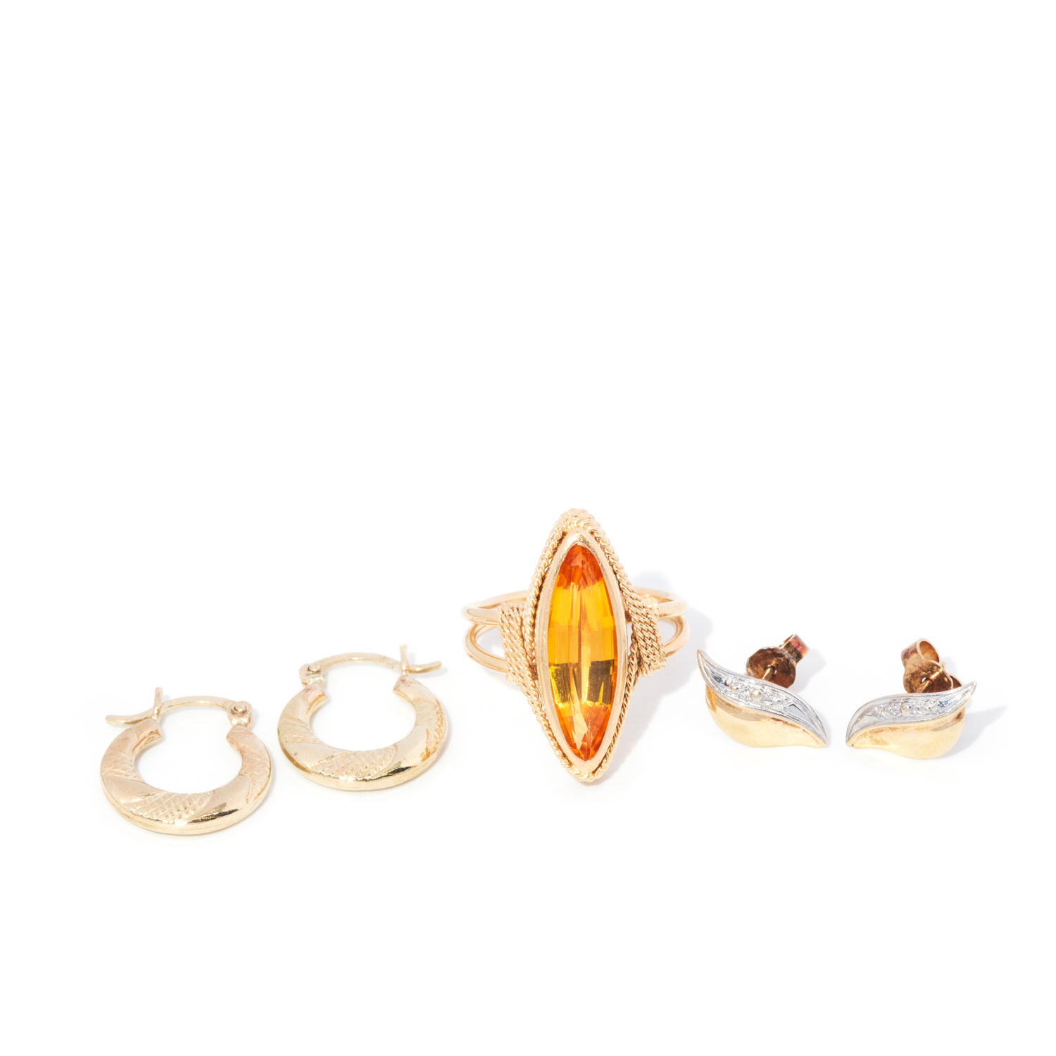 18ct Ring and 9ct Earrings