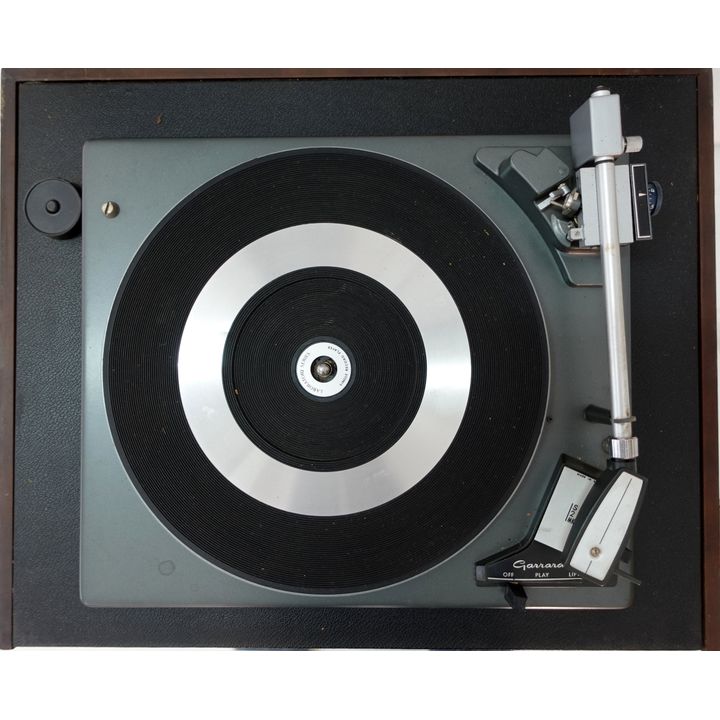 GARRARD TURN TABLE