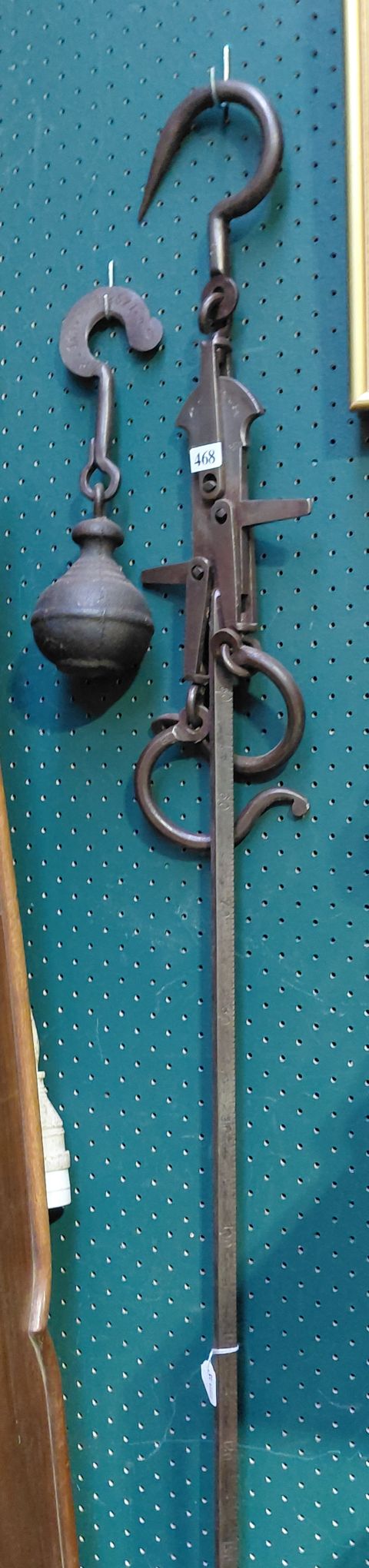 468 · ANTIQUE IRON BALANCE SCALES